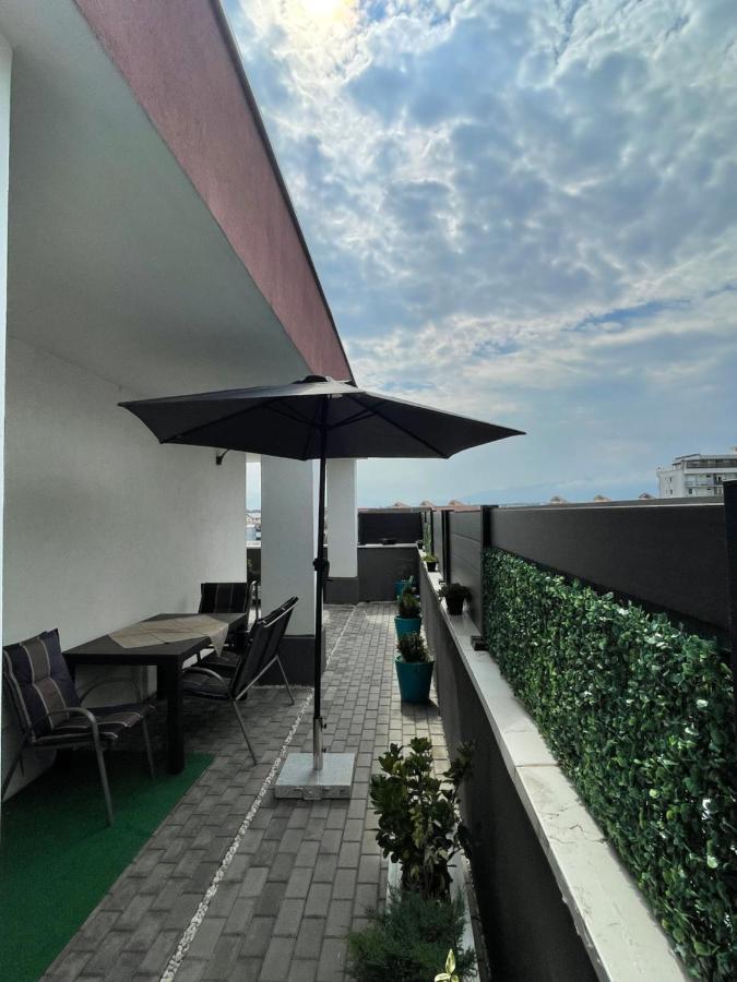 Voyage Cubic Adults Only Lägenhet Sibiu Exteriör bild
