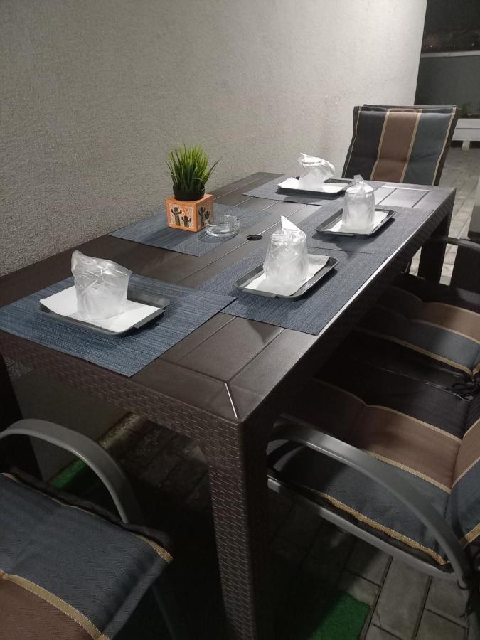 Voyage Cubic Adults Only Lägenhet Sibiu Exteriör bild