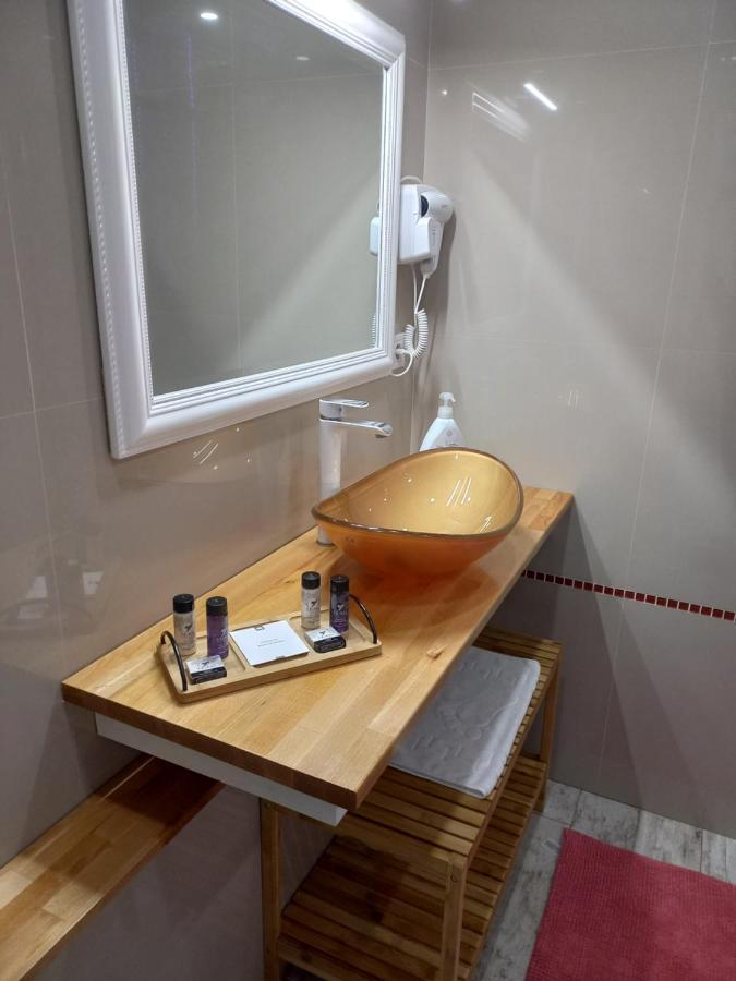 Voyage Cubic Adults Only Lägenhet Sibiu Exteriör bild