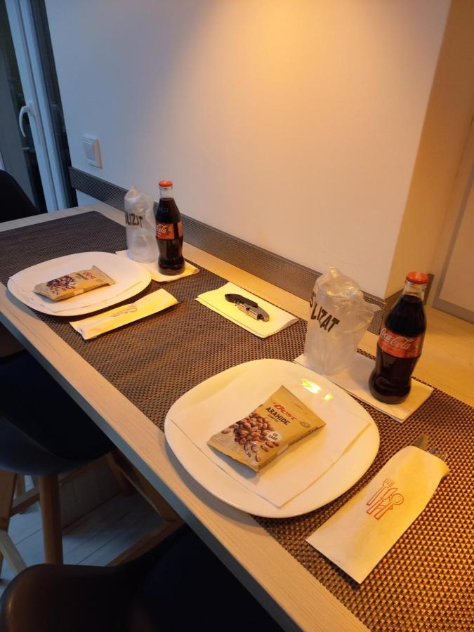 Voyage Cubic Adults Only Lägenhet Sibiu Exteriör bild